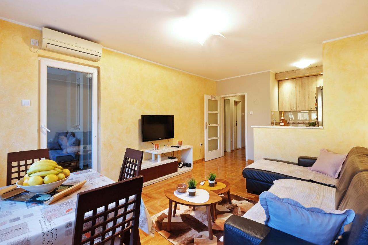Sky City View Apartment & Big Terrace Belgrad Zewnętrze zdjęcie
